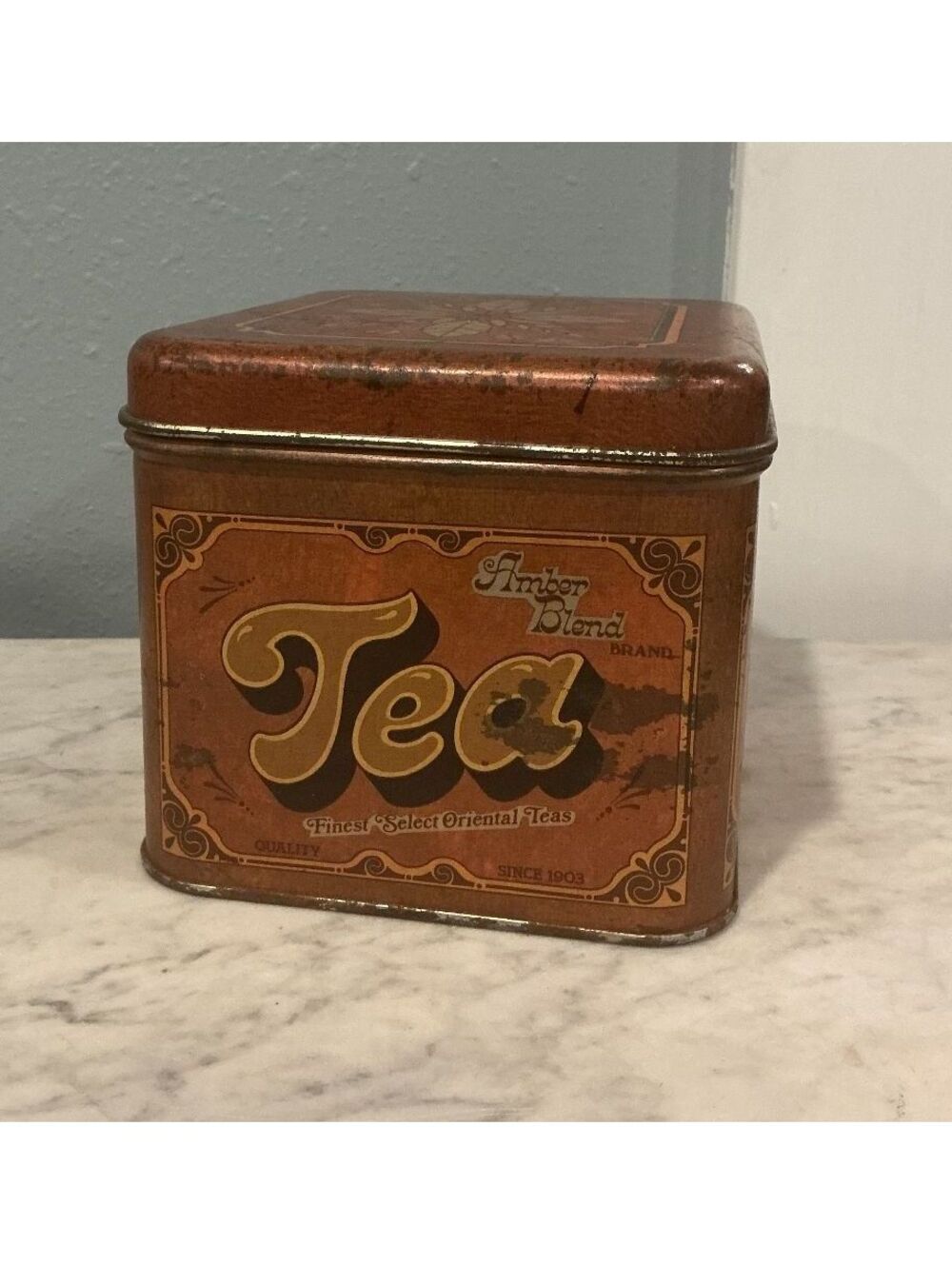 Vintage Amber Blend Tea Tin with Decorative Design